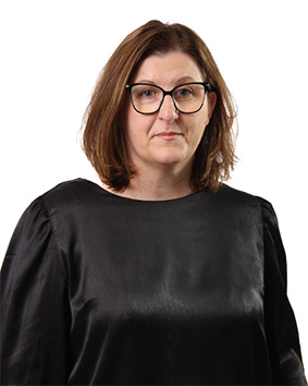 Arijana JAzic. Porträtt