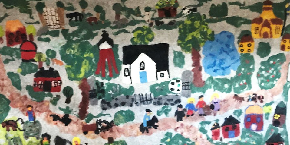 Bild föreställande Askerydsväven, som skildrar Askeryds historia. 